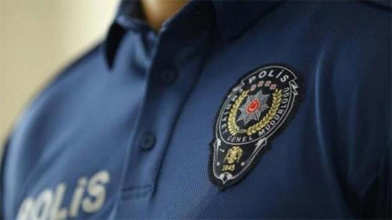 1'i Komiser 4 Polis Rüşvet Almaktan Tutuklandı