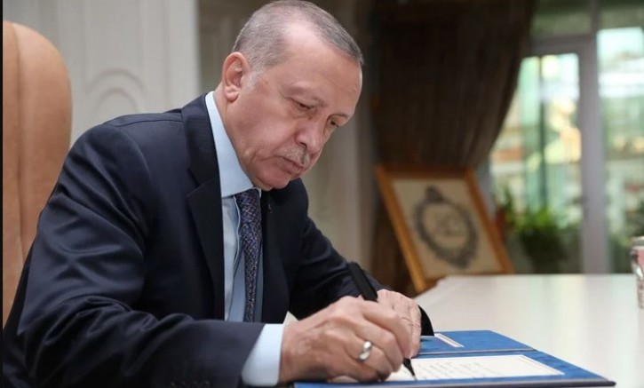  10 kişi ve 3 kuruluşun mal varlığı donduruldu