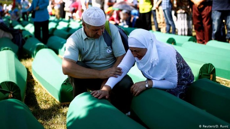 26. yıllında Srebrenitsa Katliamı 