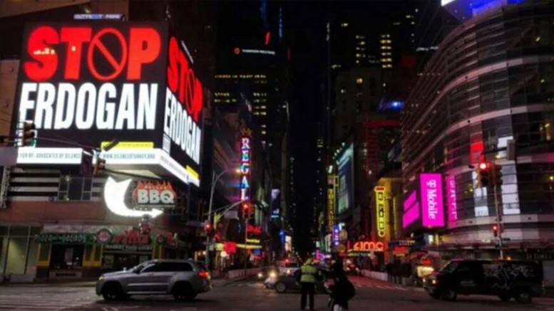  ABD'nin New York Şehrinde reklam panolarına 'Stop Erdoğan' ilanı (VİDEO)
