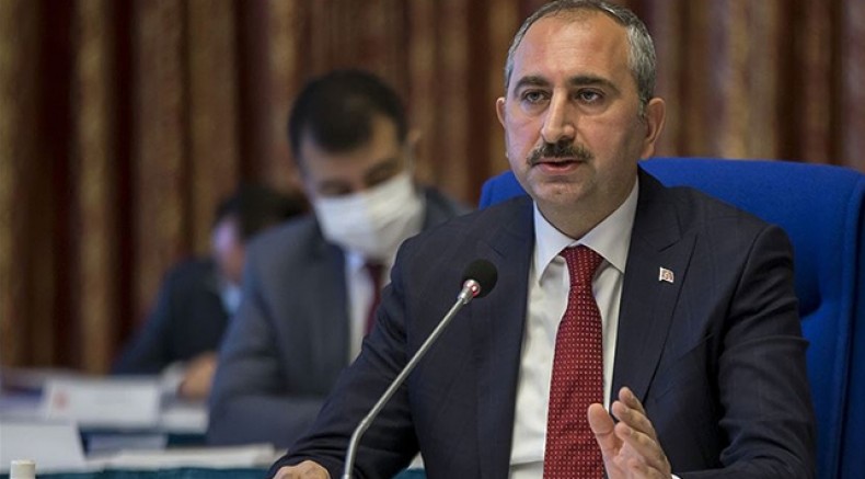 Adalet Bakanı Gül: Provokasyonların hedefi karanlıktır