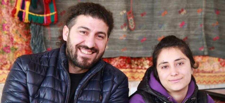 Adana’da Kürt sanatçılar gözaltına alındı