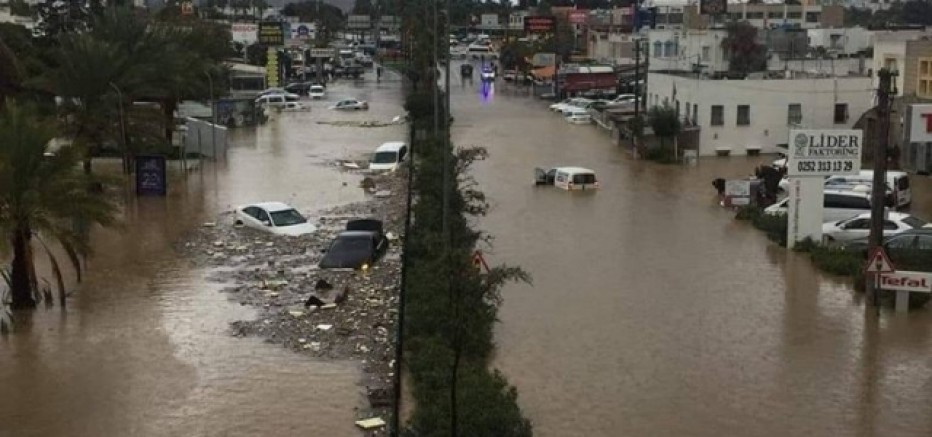AFAD: Ani sel, hortum gibi olumsuzluklara karşı tedbirli olun!