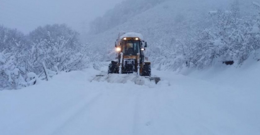 AFAD uyardı: Zorunlu olmadıkça yola çıkmayın
