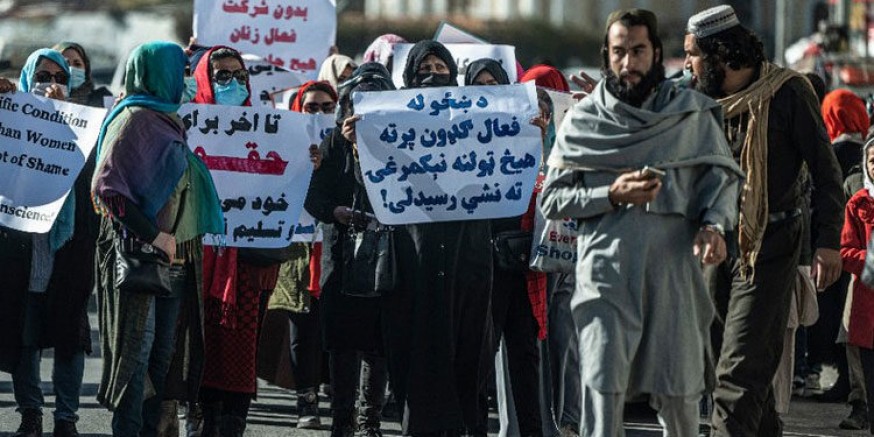 Afganistan’da kadınlar baskı ve şiddete karşı sokakta 