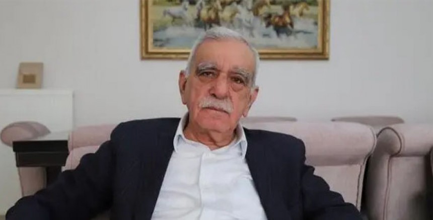 Ahmet Türk, Mardin Büyükşehir Belediye Başkanlığı İçin Adaylığını Geri Çekti