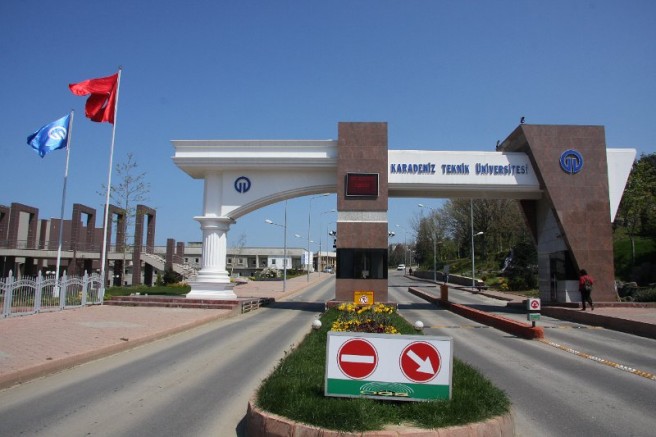 Aile şirketi gibi! Prof. Dr. Süleyman Baykal'ın 3 kızı ve iki damadı aynı üniversitede