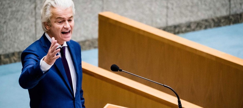 AK Parti Sözcüsü Ömer Çelik'den Wilders'a tepki: Ahlaksız faşist