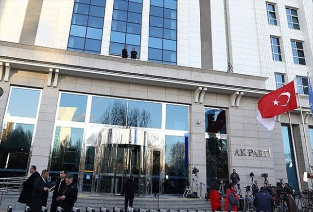 AK Parti Yeni Anayasa ile Belediyeleri İşlevsiz Bırakmak itiyor 