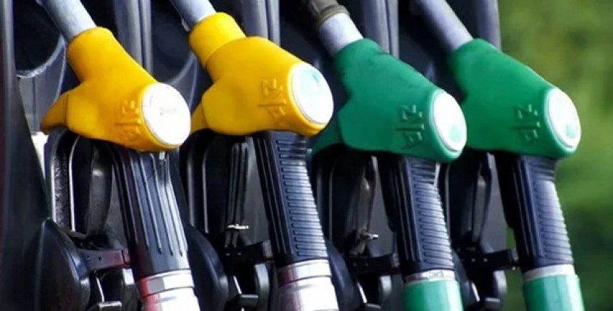 Akaryakıta büyük zam 