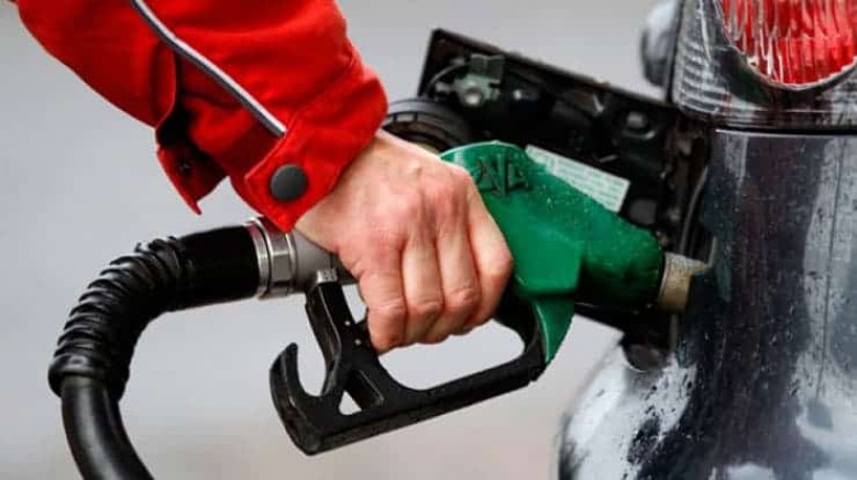 Akaryakıta yeni zam gündemde