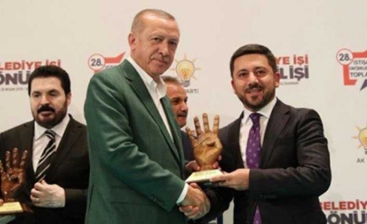 AKP’li belediye başkanı istifa etti!