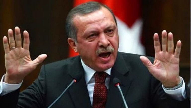 AKP’li Cumhurbaşkanı Erdoğan sosyal medyaya müdahalesinden vaz geçmiyor 