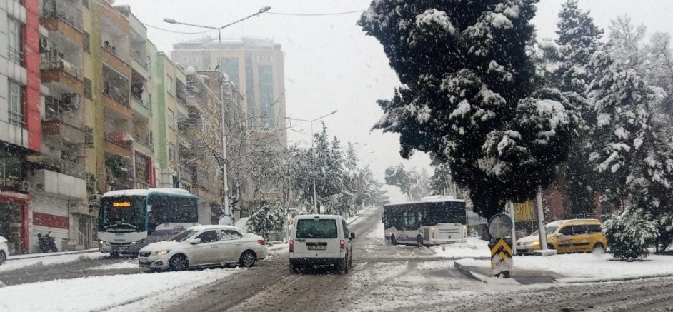 AKP’nin kalesinde önlem alınmadı, kar hayatı felç etti!