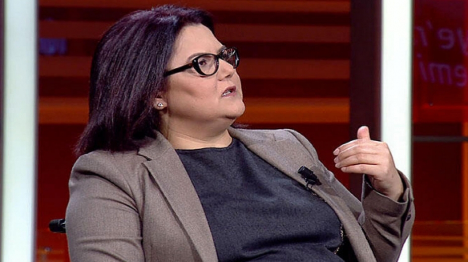 AKP’nin Yeni Aile ve Sosyal Hizmetler Bakanı Derya Yanık: Bu süreçte kadına şiddet Hoş görülebilir dedi