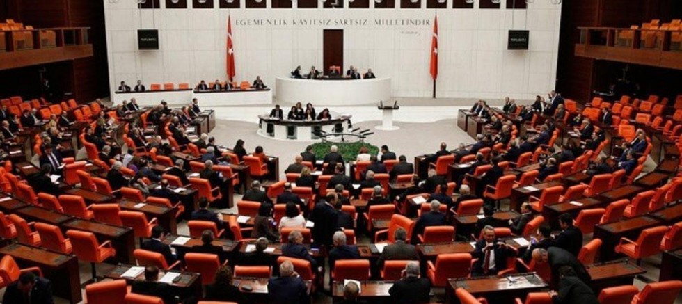 AKP ve MHP'nin seçim kanunu teklifi meclis'e sunuldu