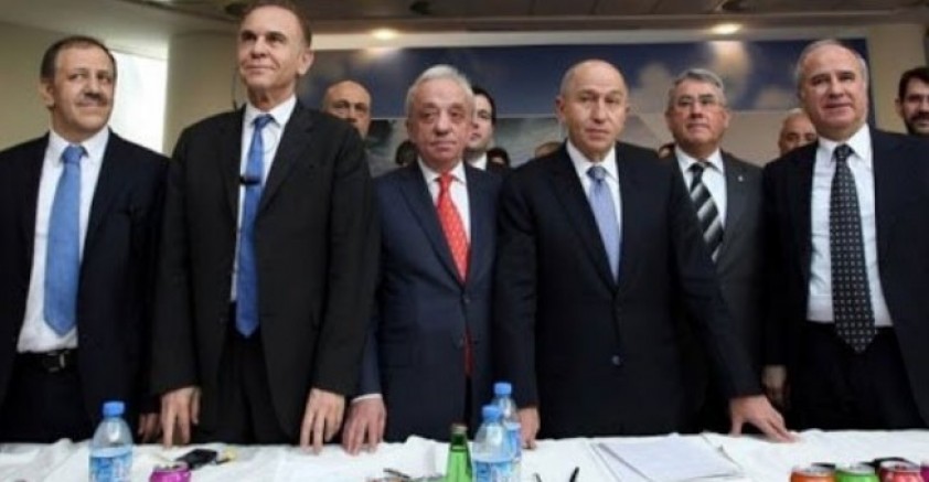 Aldıkları ihalelerin yüzde 81’ini davetiye usulüyle almış beşli çete