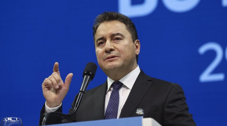 Ali Babacan: Bu ülke bu kadar kötü yönetilmeyi hak etmiyor!