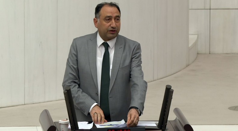 Ali Kenanoğlu | Zenginler kulübü AKP’den zengine yasa, fakire seccade