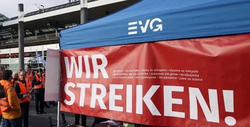 Almanya'da Demiryolu Ulaşımı Krizi: Makinistler Sendikası Grev İlan Etti, Ulaşım Ciddi Ölçüde Etkilendi