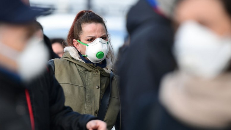  Almanya’da her yerde maske takma zorunluluğu getirildi