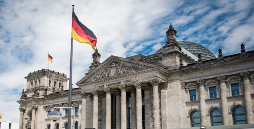 Almanya'da Son Dönemde Siyasilere Saldırılar Artıyor 