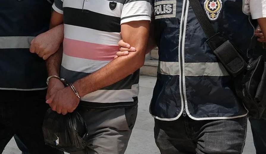 Almanya doğumlu H.B. (46), İçişleri Bakanı Soyluya sosyal medya üzerinde hakaretten Bodrum da gözaltına alındı