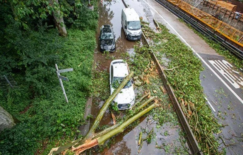 Almanya'yı sel vurdu: 30 kişinin kayıp olduğu açıklnadı