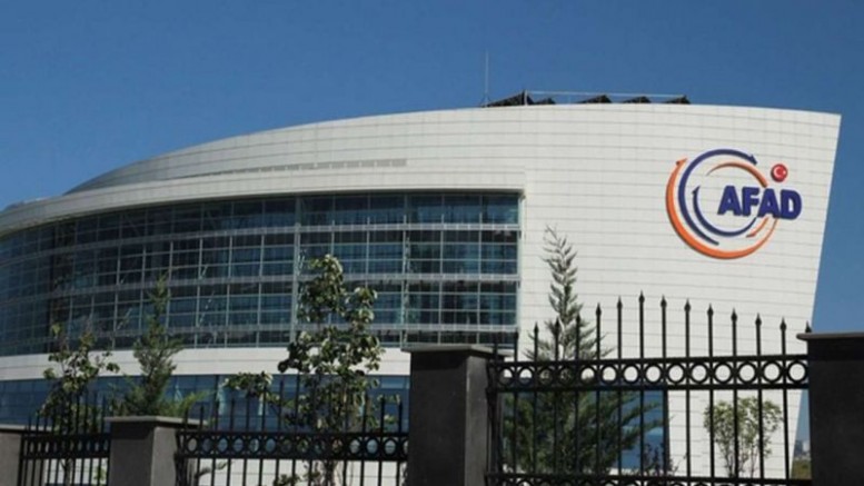 Ankara'da bulunan AFAD'ın evrak bölümünde şüpheli yangın