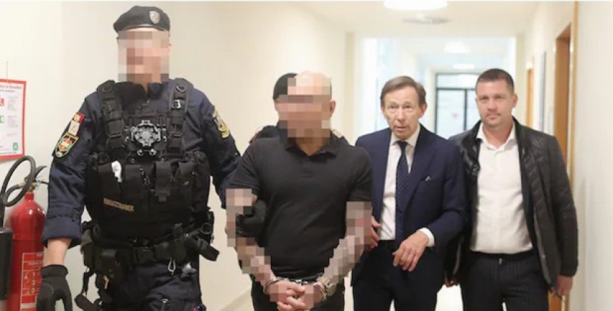 Aşağı Avusturya Cezaevinde Skandal: Hakimin Yüzüne Dışkı Fırlattı