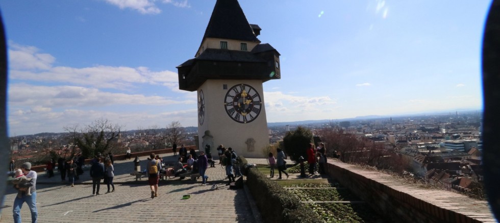 Avusturya'da aşı yaptıran yabacılar asında Türkler yüzde 73'le birinci sırda 