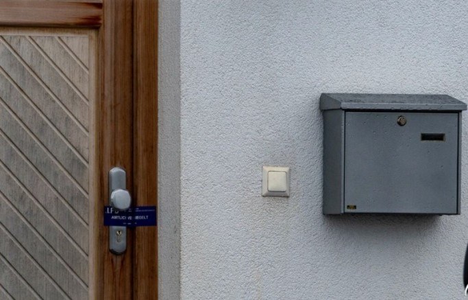 Avusturya'da bir kişi 42 yaşındaki eşini vurarak öldürdü 