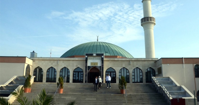 Avusturya’da Cuma namazları yeniden camilerde kılınmaya başlanıyor  