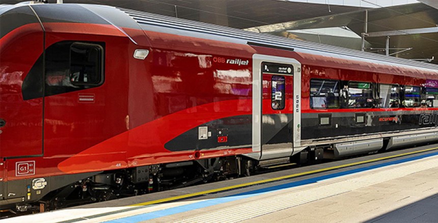 Avusturya’da Toplu Taşımada Aksamalar: Tren Seferlerinde Gecikmeler Sürüyor