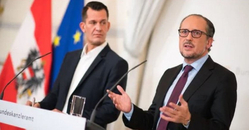 Avusturya yeniden kapanmayı tartışıyor