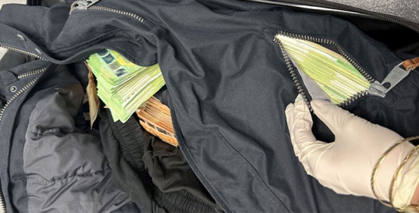 Avusturya'dan İstanbul'a Gitmek İsteyen Yolcuların Üzerinde 700 Bin Euro Bulundu