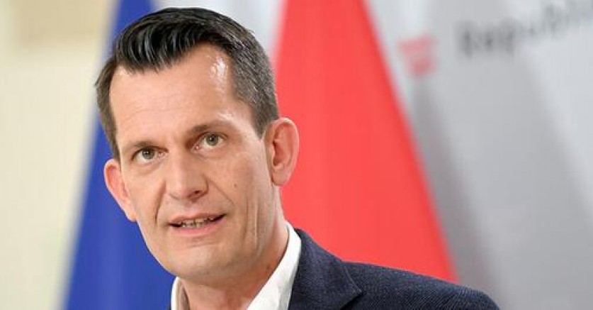 Avusturya Sağlık Bakanı istifa etti
