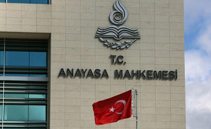 AYM’den Cumhurbaşkanlığı kararnameleri için ilk iptal kararı çıktı