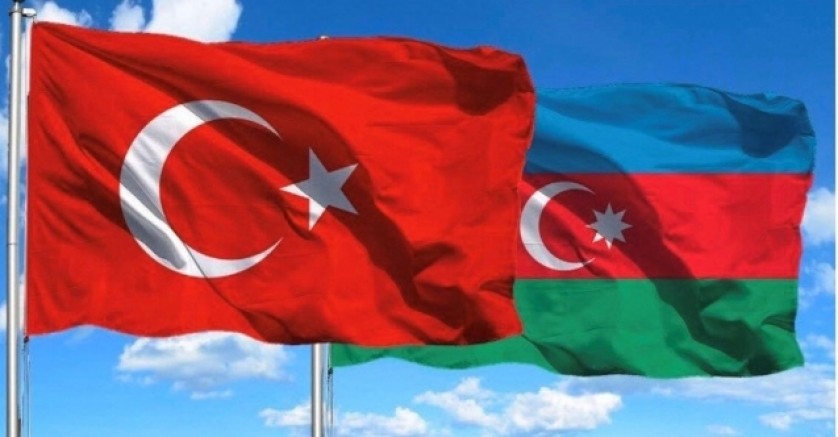 Azerbaycan ile Türkiye arasında vizesiz seyahat kararı