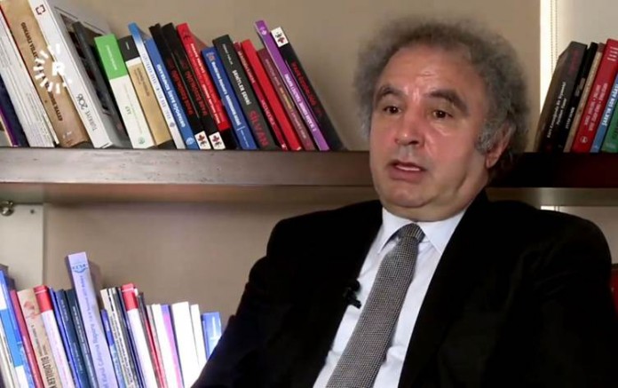 Babacan, Kadri Yıldırım için Kürtçe başsağlığı diledi
