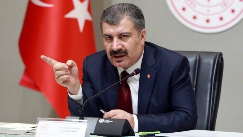 Bakan Koca’dan uyarı geldi: Ya tedbir ve aşı, ya kısır döngü