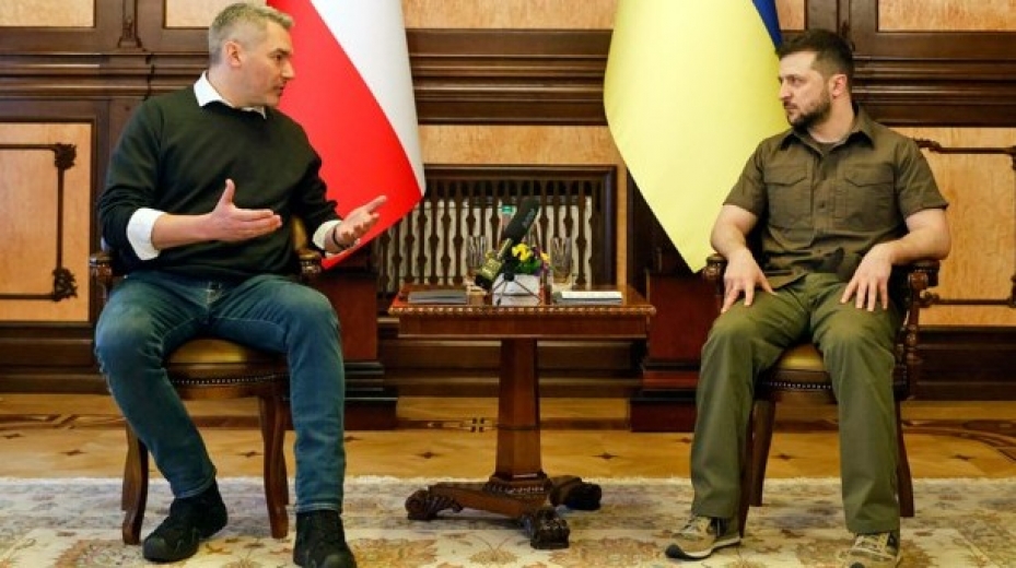 Başbakan Nehammer, Kiev'de Zelenskiy ile görüştü