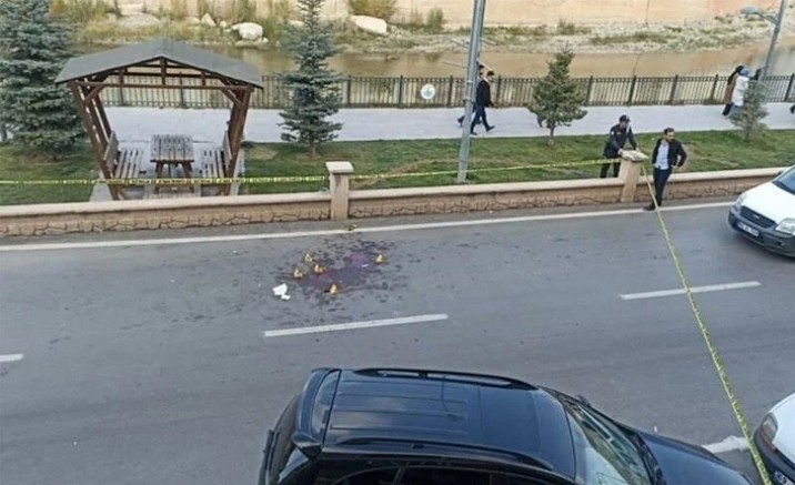 Bayburt üniversitesinde bıçaklı saldırı: 2 öğrenci yaralandı