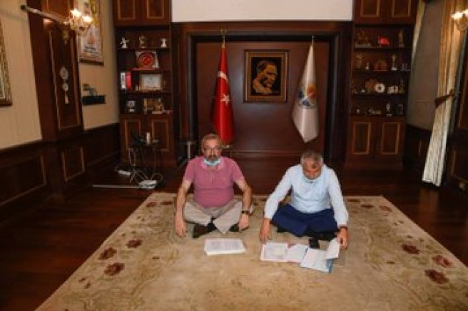 Belediye Başkanı’nın makam odası haczedildi…