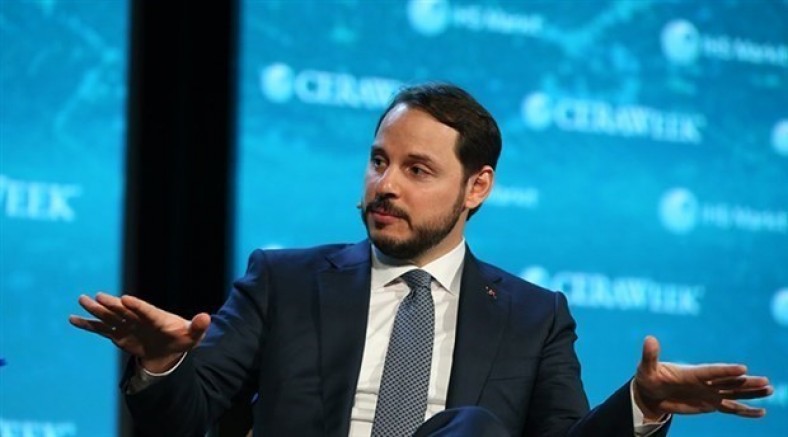 Berat Albayrak kitap çıkardı