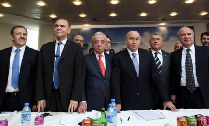 Beşli çete doymak nedir bilmiyor 