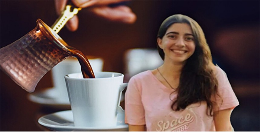 Beyoğlu’nda Bulaşık Deterjanıyla Yapılan Kahve Zehirledi – 2 Gözaltı