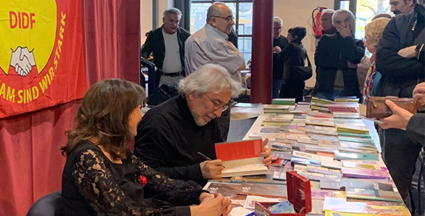 Bielefeld’de 400 kişi Can Dündar’ı dinledi: ‘Türkiye’den umutluyum’