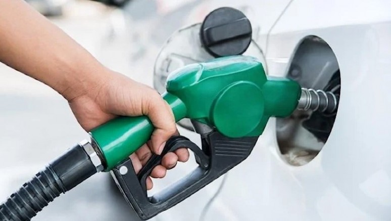 Bu akşam Benzine büyük zam geliyor 