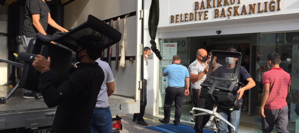 Bu sefer CHP’li Bakırköy Belediyesi'nin eşyaları haczedildi